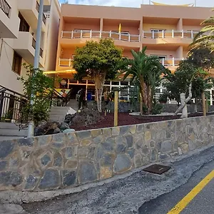  Apartment La Playa